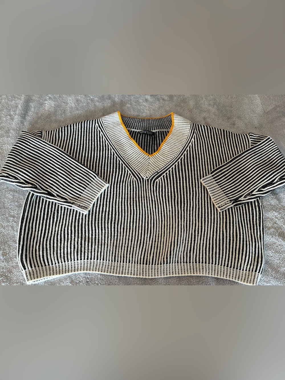 Women’s SHEIN Black & White Striped V-Neck Sweater with Yellow Trim Size Medium